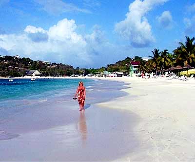 Barbuda, a flat coral island